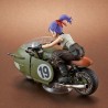 Maqueta Bulma con motocicleta Dragon Ball