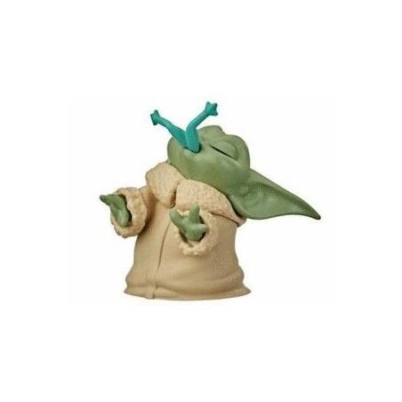 Figura Baby Yoda con Rana The Mandalorian